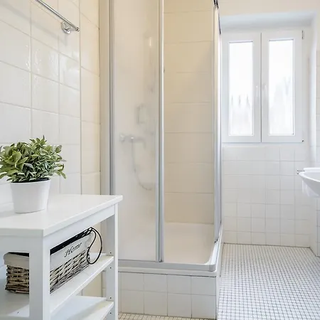 Apartment Deluxe Mit Schlossbergblick